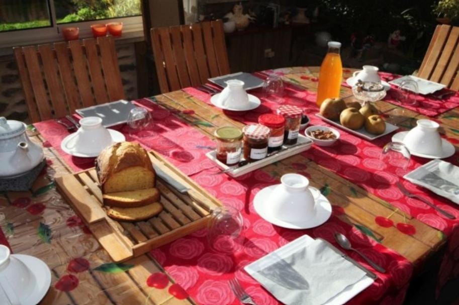 Bed and Breakfast La Guyonnais à Quévert Extérieur photo