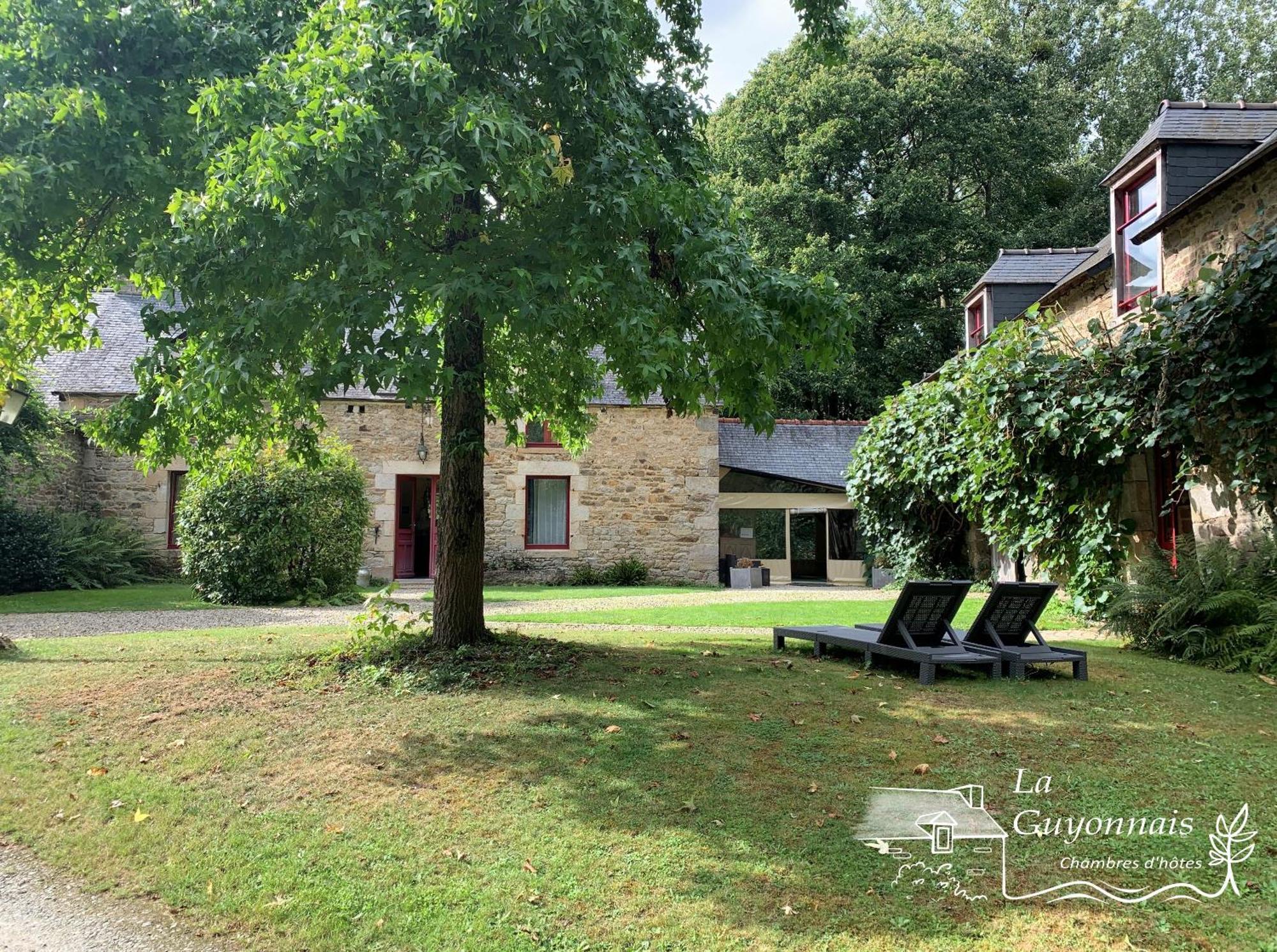 Bed and Breakfast La Guyonnais à Quévert Extérieur photo